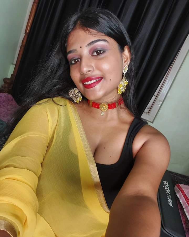 Desi hot girl #QpNim2DG