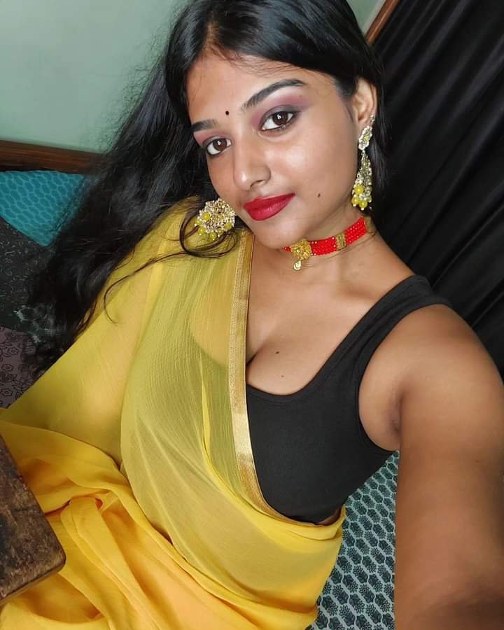 Desi hot girl #TWrcTuuI