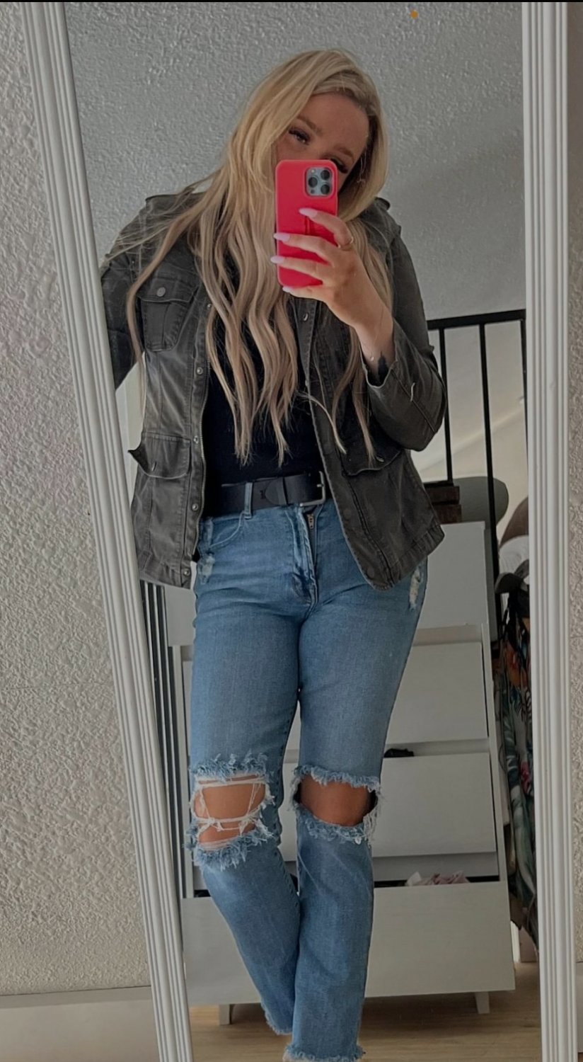 Cute slut exposed by bf after caught cheating. #bPBew9Rt