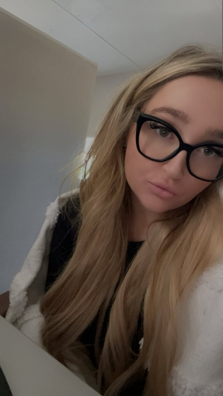 Cute slut exposed by bf after caught cheating. #zKJsYU2V