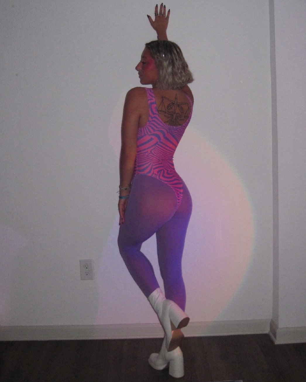 Sexy petite college teen Savannah #MYU0NAd2
