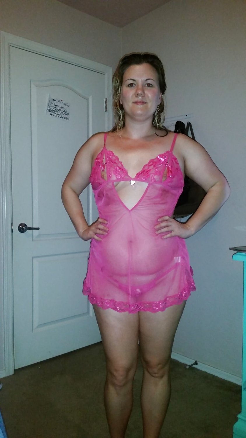 Thick Blonde is a sexy and kinky girlfriend #TAsbo21W