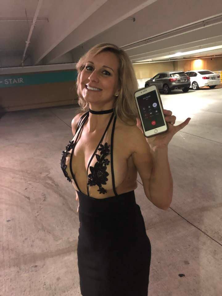Hotwife Julie 50's Milf From USA 🇺🇸 #HOuItBOR