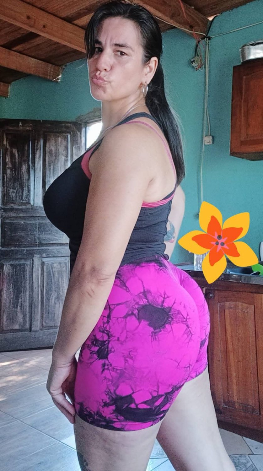 Tremenda milf C. G. Arg #FCuoZpzH