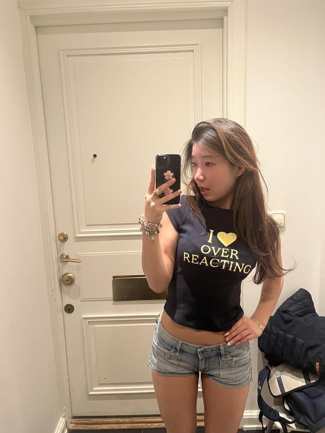 Mouth-Watering ABG Teen Gets Her Nudes LEAKED! 🤤🔥 Save & Cum!!! #m2Xhh0qo