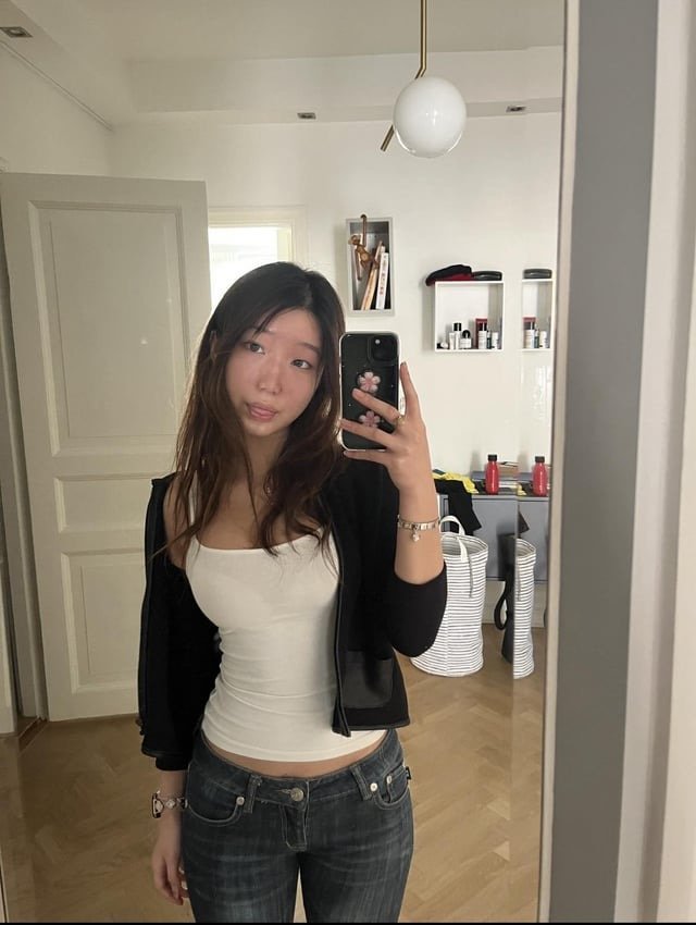 Mouth-Watering ABG Teen Gets Her Nudes LEAKED! 🤤🔥 Save & Cum!!! #yGZ32S7w